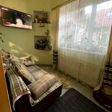 2-х кімнатна квартира в центрі міста з газовим опаленням !!!