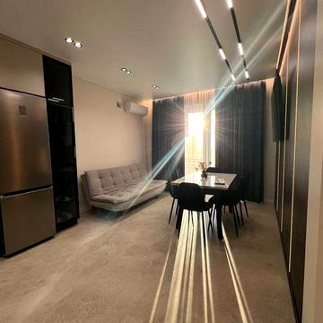 Оренда 2,5 кімнатної квартири, новий район, велика парковка