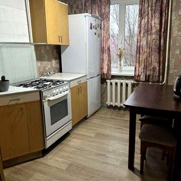 Сдам 3ю квартиру на Парусе