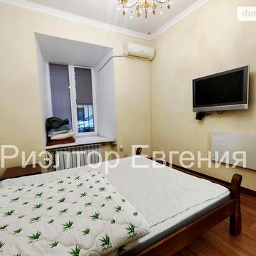 Довгострокова оренда 1к Квартира Соборна площа