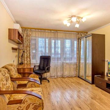 1-но кімнатна вул. Довженка 4А