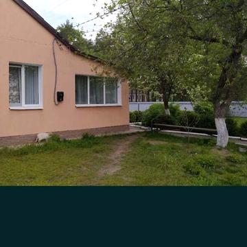 Продаж 3к Дім Миру вулиця