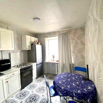 Продам просторную 3-к квартиру ЦЕНТР Крутогорный спуск Рогалева Менора