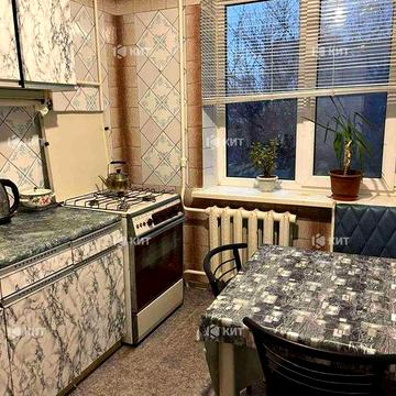 2к.49м2. м. Балаклія ( г. Балаклея, пер.Серпуховский) 131005