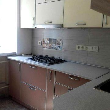 Продам 1 к. Стадіонний капремонт