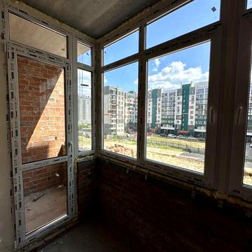 Простора двокімнатна квартира 60 м2 в розвиненому ЖК з газом!