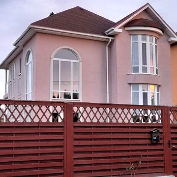 Довгострокова оренда 2к Дім Майданівська (Чапаєва) вулиця