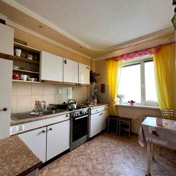 Продаж 3-к квартири пр-т Свободи