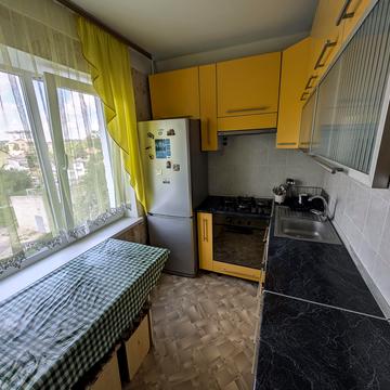 Вячеслава Липинського вул. (), 13