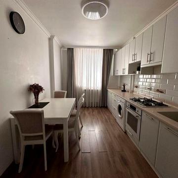 Продаж однокімнатної квартири вул. Немирівська