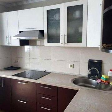 Оренда трикімнатної квартири ,  Вул.Чеботарева, 30Б