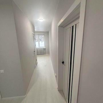 Продаж 3к Квартира Сергія Скальда (Комарова Володимира) вулиця