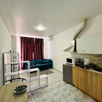 Миколи Боровського вул., 37