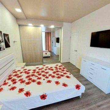 Аренда однокомнатной квартиры длительно ЖК Маршал Сити. Таирова.