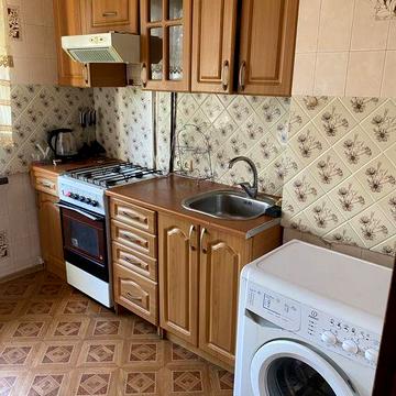 Сдам 1- ком квартиру на Заболотного