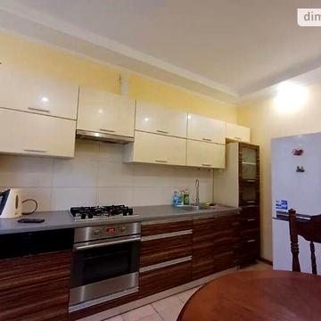 Довгострокова оренда 2к Квартира Сонячна Набережна (Малиновського Маршала) вулиця