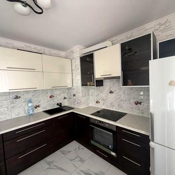 Оренда квартири в центрі Атлант