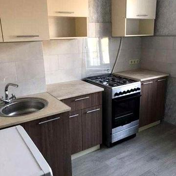 Левада. У продажу однокімнатна квартира покращеного планування