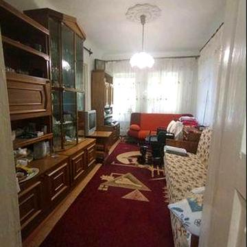 Будинок на Мопрі (вул. Херсонська) гараж.