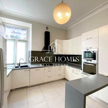 Почайнинська вул., 23