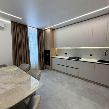 Продаю 3 кімнатну квартиру біля озера ЖК Міленіум