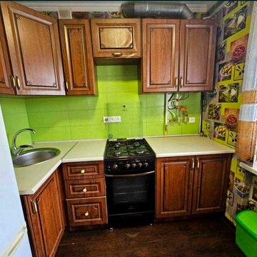 ПРОДАЮ гарна 2к квартира ПР.СЛОБОЖАНСЬКИЙ Калинова ТЦ Млин ГАЗ!