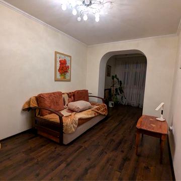 Здається в оренду 2кім квартира на Чапаєва