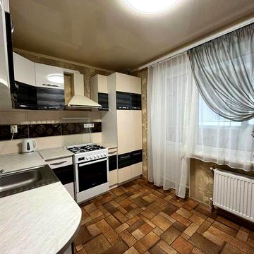 Оренда 3к на Боженко. Котел! Можна з тваринами. Власне паркомісце