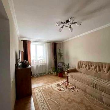 Затишна 3 кім. квартира з ремонтом та меблями в р-н. Пасічна