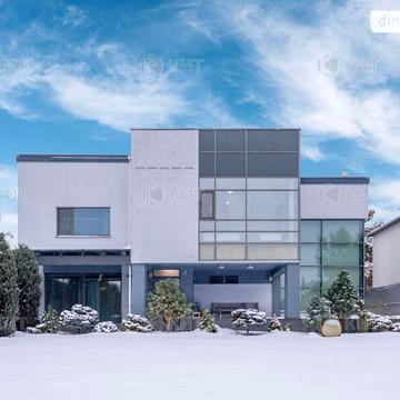 Продаж 5к Дім Двадцять Третього Серпня вулиця