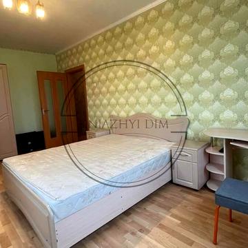 Єлизавети Чавдар вул., 6