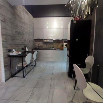 Оренда 2 кімнатної квартири ЦЕНТР парк Шевченка пров Є Коновальця