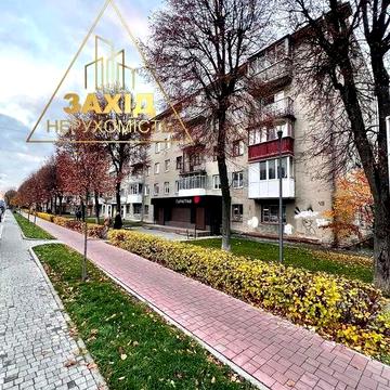 2 кімнатна Центр просп. Волі