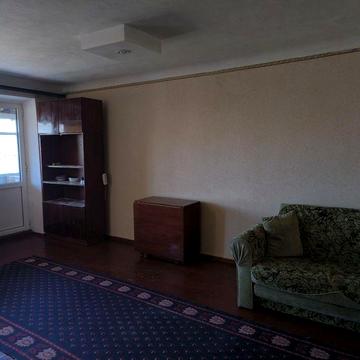 Продам двухкомнатную Спецстрой 14800