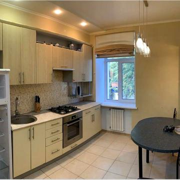 Центр, р-н каланчі, вул.Європейська,2 окремі кімн