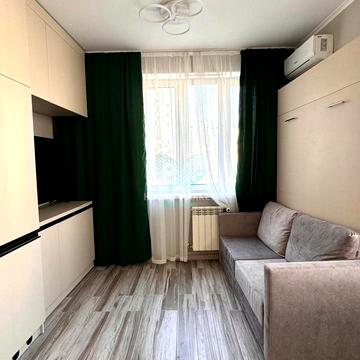 Дніпровська набережна вул., 23