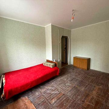 Продається однокімнатна квартира, розташована в районі Новомиколаївка