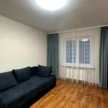 Коноплянська 22а Navigator 2 Велика 2К кв-ра ТЦ Караван Ля Руа Мерлен