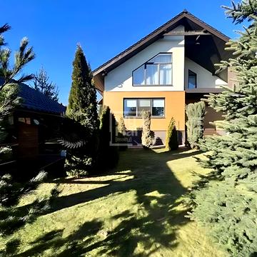 Центральна вул.