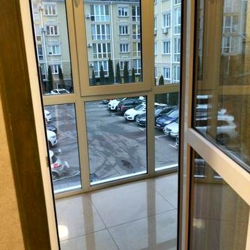 Вул. Миру 9. Софіївська Борщагівка. Однокімнатна квартира. Студія.