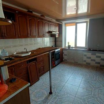 Продаётся 3 к/к  р- н Центрального рынка.