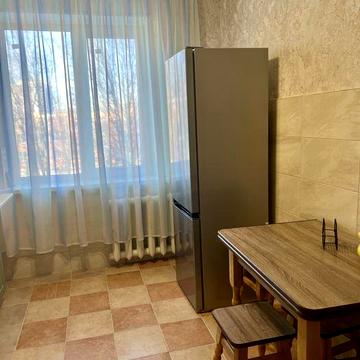 Оренда 3-кімнатної квартири по вул. Гайдамацька 10/12