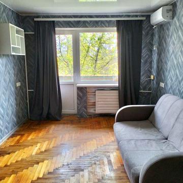 Продаж 1-кімн кв по вул Руставі 14900$