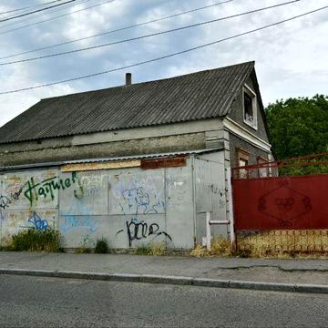 Будинок у районі центрального ринку ( Машинобудівна)