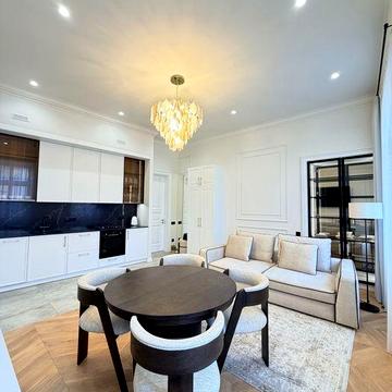 Вільна! 2к квартира в центрі , тиха вул., газове автономне опалення