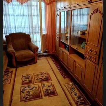 Продаж 2-кімнатної квартири з балконом та гаражем