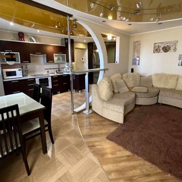 Панікахи вул., 36