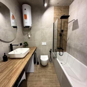 Єоселя! Новий ремонт, однокімнатна квартира, газ! Без комісії!