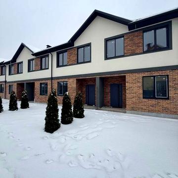 Продам Таунхаус. Поруч ТРЦ Жираф, Новус, АТБ, Нова Пошта, Школа №3 !