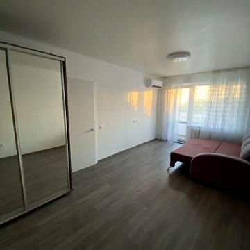 Довгострокова оренда 1к Квартира Слави бульвар